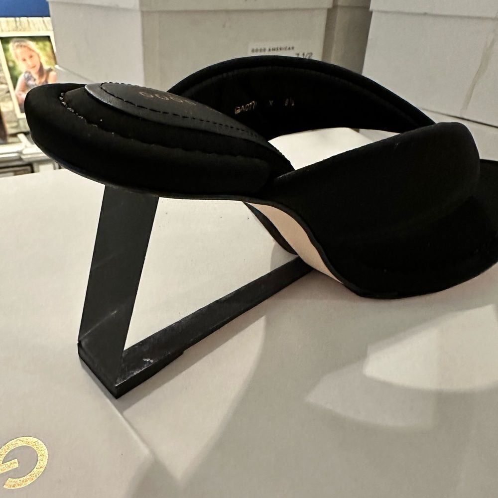 NEW GOOD AMERICAN Wedge Sandal In Black Neoprene GA007N-E - Picture 7 of 8